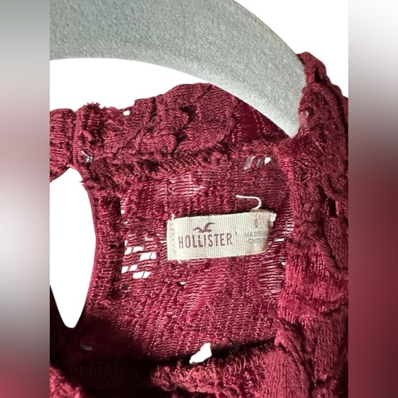 Hollister Burgundy Lace Sleeveless Mini Dress Mock Neck Keyhole Back Size 0 - Picture 4 of 10